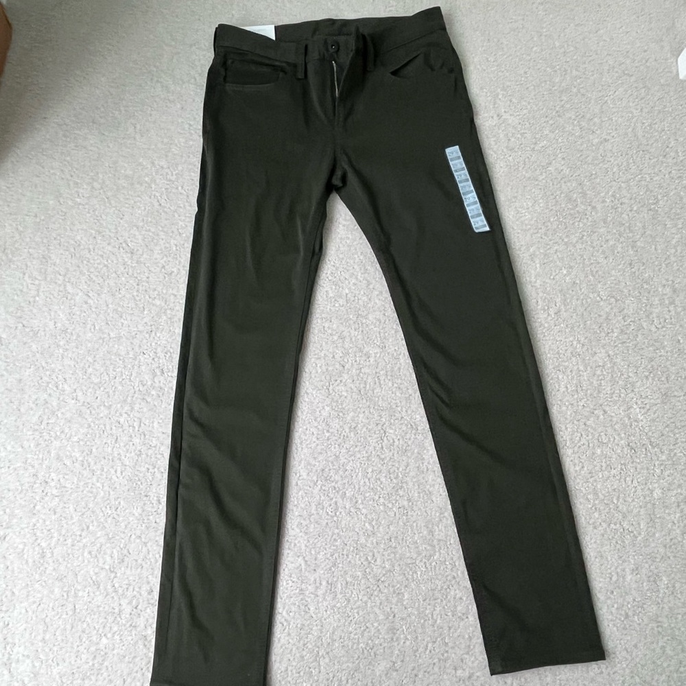 GU Green Pants